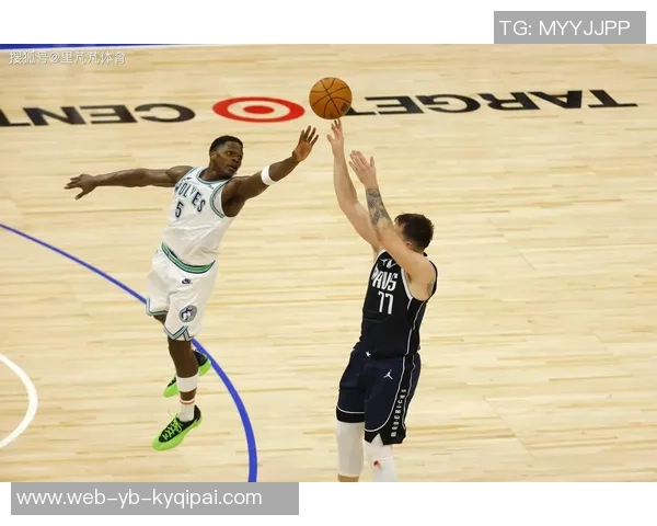 帕金斯建议独行侠交易浓眉和欧文以弗拉格为核心进行重建